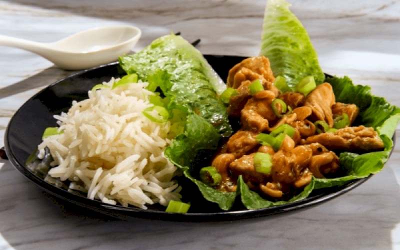 Ayam Mangkuk Selada